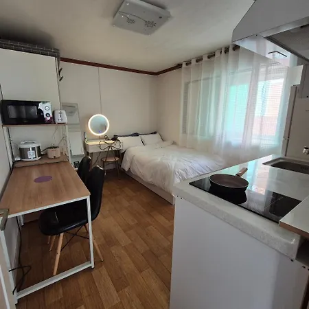 Jtn Studio Unit